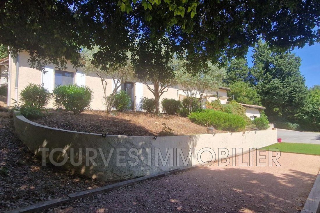 Villa in Tourves, Provence-Alpes-Côte d'Azur, France 4 - 15837665