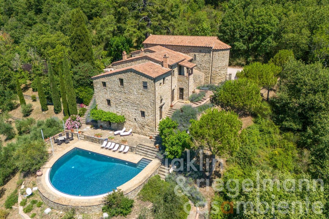 Estate in Lisciano Niccone, Umbria, Italy 4 - 11425512