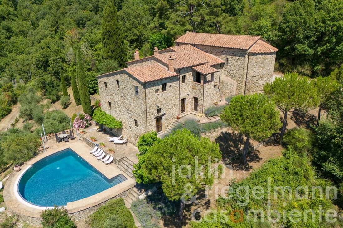 Estate in Lisciano Niccone, Umbria, Italy 5 - 11425512