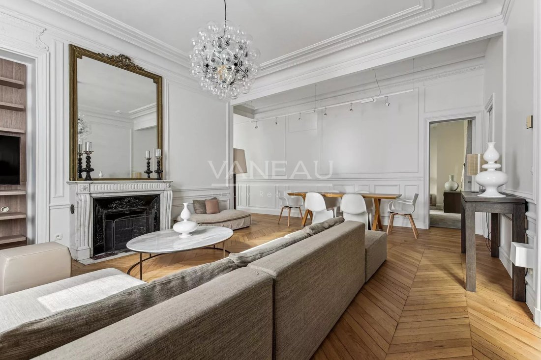 Apartment in Porte Dauphine, Paris 16e Arrondissement, Paris 3 - 14707222