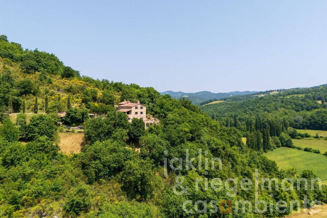 Domaine à Pietralunga, Ombrie, Italie 4 - 15837462