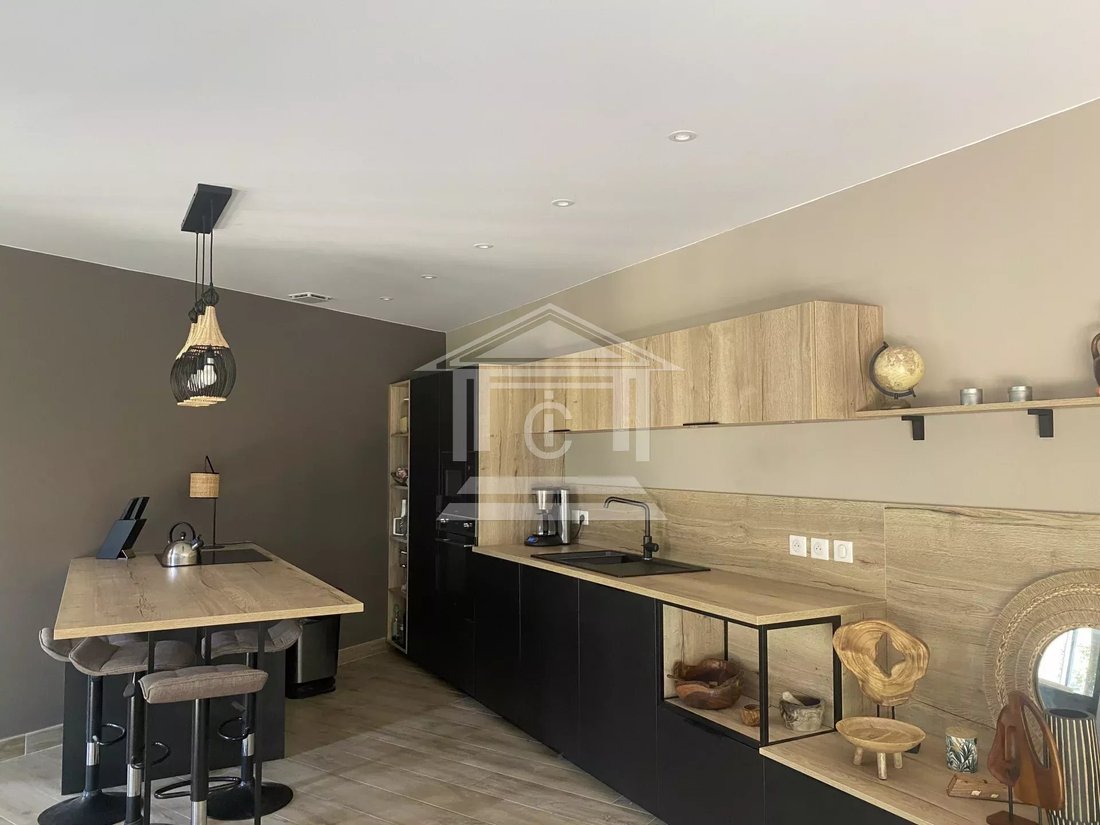 House in Tourrettes, Provence-Alpes-Côte d'Azur, France 4 - 12985855