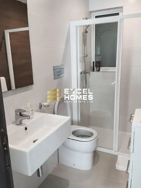 Apartment in Saint Julian's, Malta 4 - 15840644