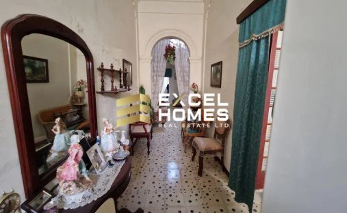 Haus in Għarb, Malta 1