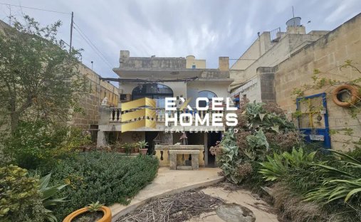 Casa en Għarb, Malta 1