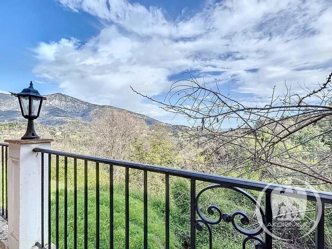 Villa in Sainte-Agnes, Provence-Alpes-Côte d'Azur, France 1 - 15837348