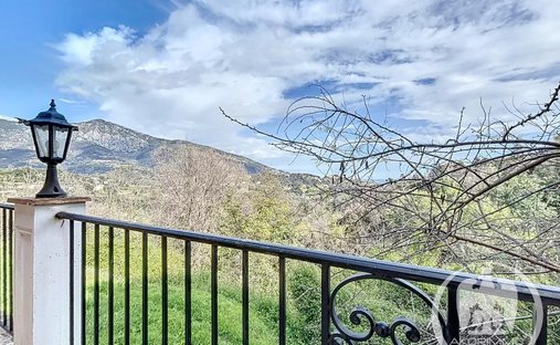 Villa in Sainte-Agnes, Provence-Alpes-Côte d'Azur, France 1