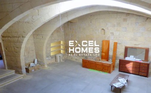 Estate in Qormi, Malta 1