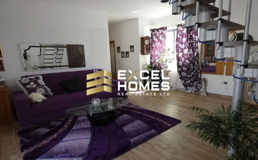 Apartment in Pembroke, Malta 1 - 15840746