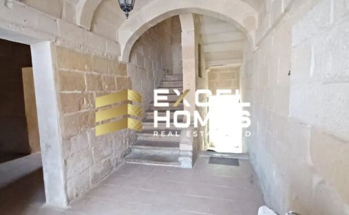 Townhouse in Birżebbuġa, Malta 1