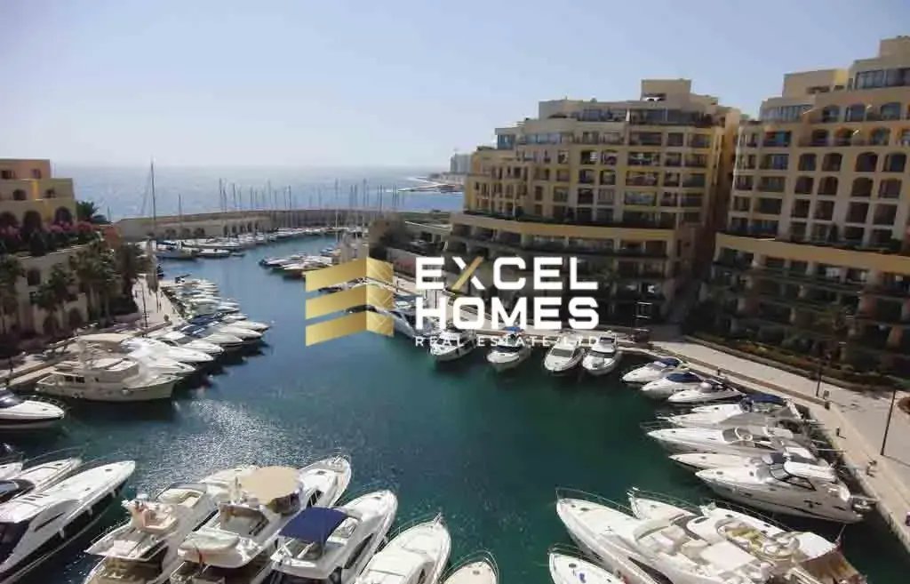 Apartment in Saint Julian's, Malta 3 - 15840014