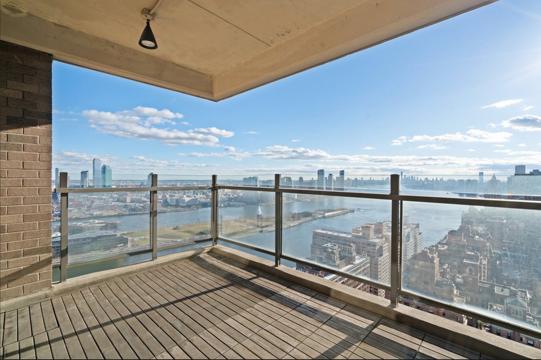 Co Op in New York, New York, United States 5 - 15842113