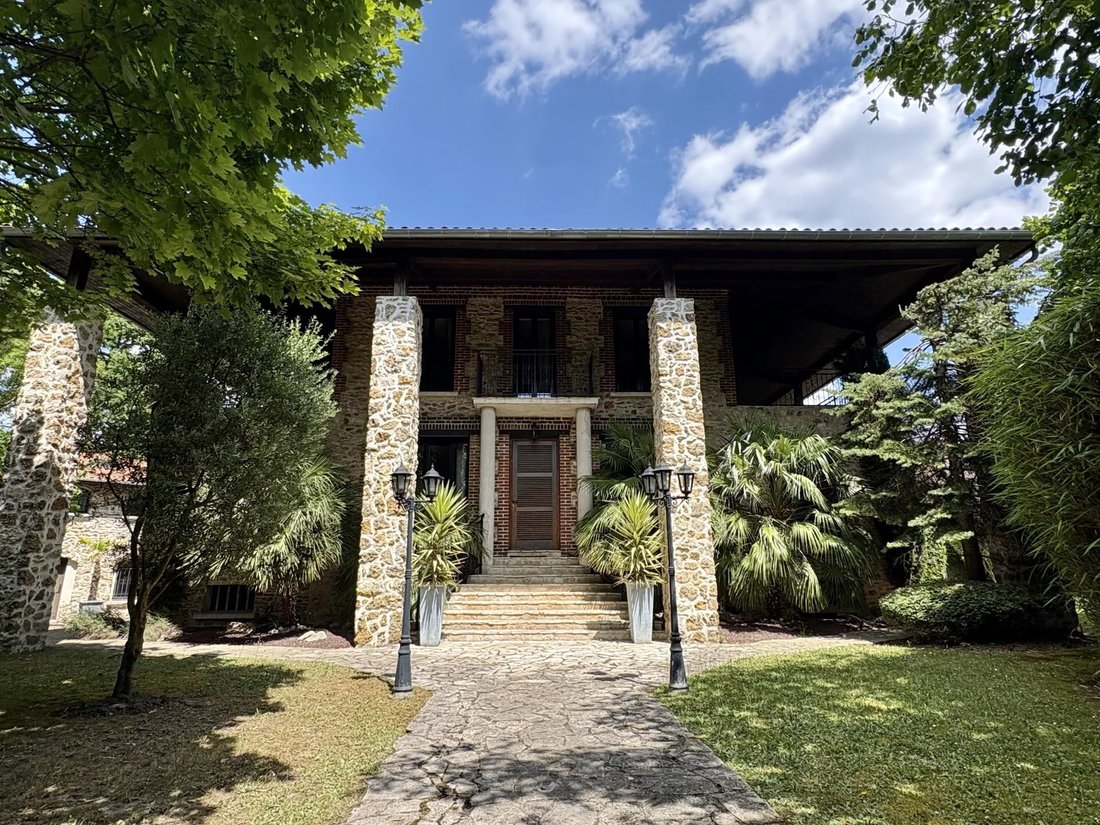 House in Le Plessis-Trévise, Ile-de-France, France 1 - 15796865