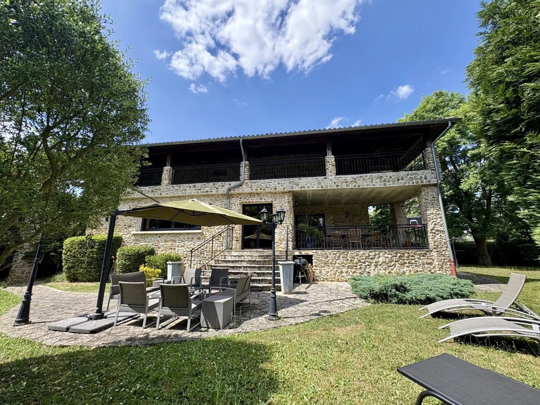 House in Le Plessis-Trévise, Ile-de-France, France 3 - 15796865