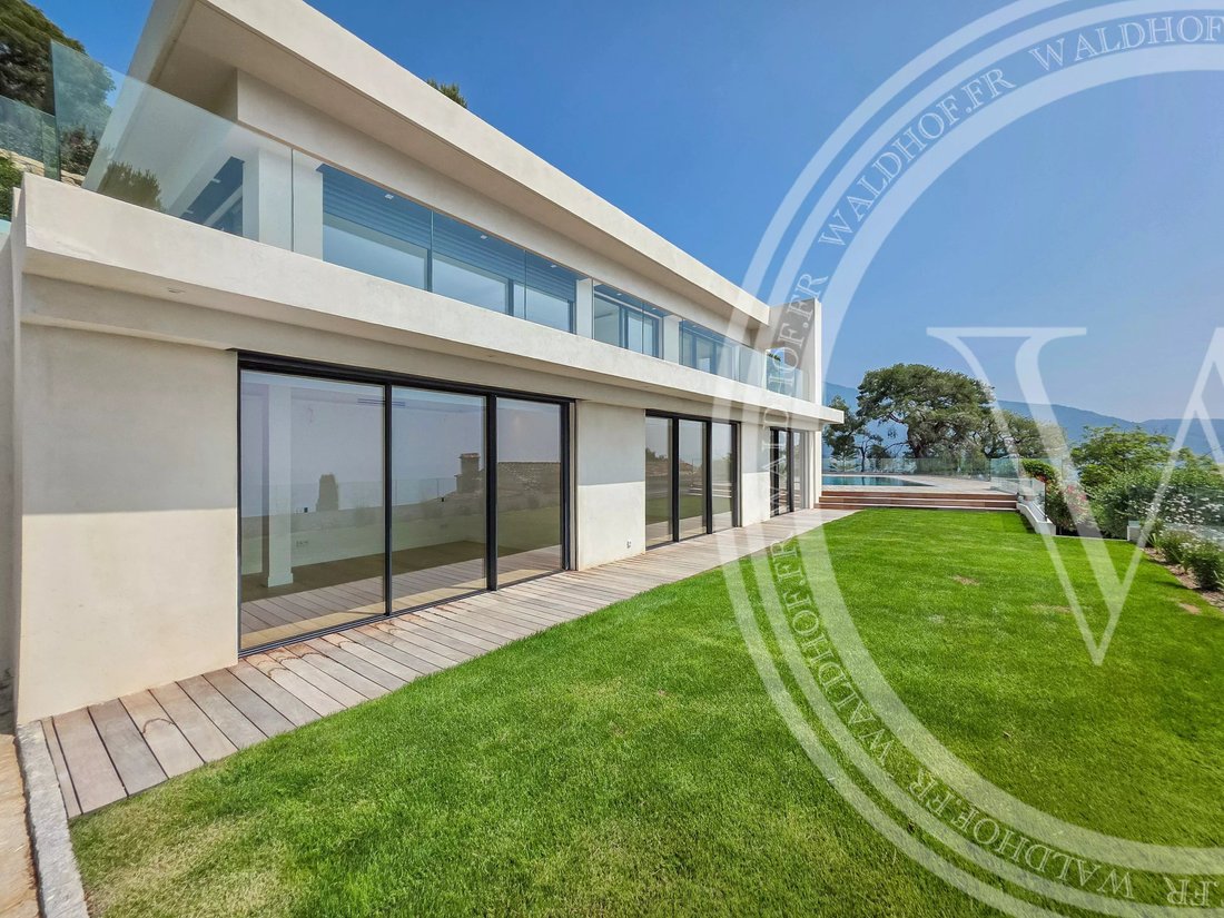Villa in Village-Cros de Caste-Coupiere-Mont Gros, Roquebrune-Cap-Martin, France 1 - 15841838