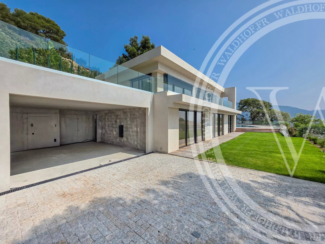 Villa in Village-Cros de Caste-Coupiere-Mont Gros, Roquebrune-Cap-Martin, France 4 - 15841838