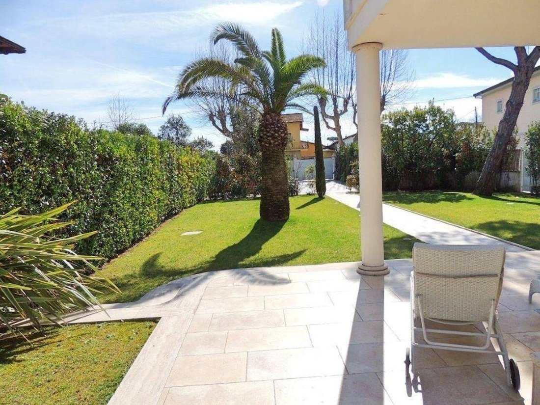 Villa in Center, Forte dei Marmi, Tuscany 5 - 15744267