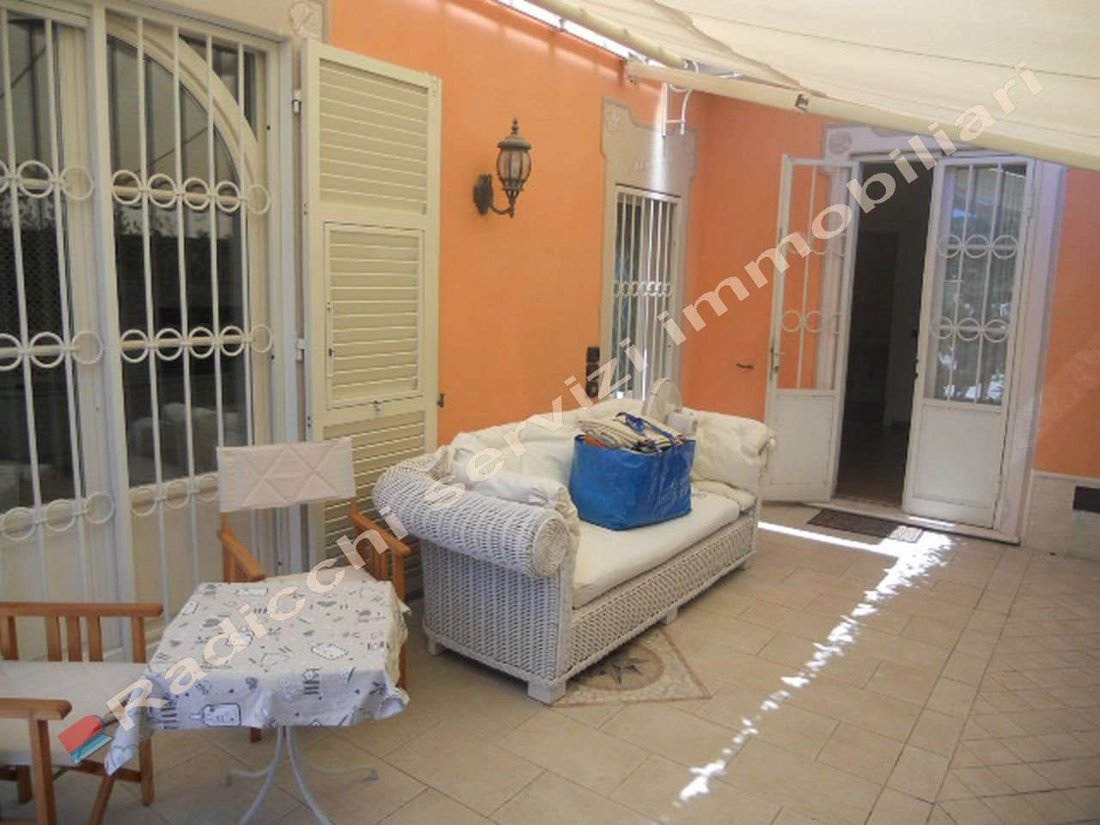 Villa in Center, Forte dei Marmi, Tuscany 2 - 15744683