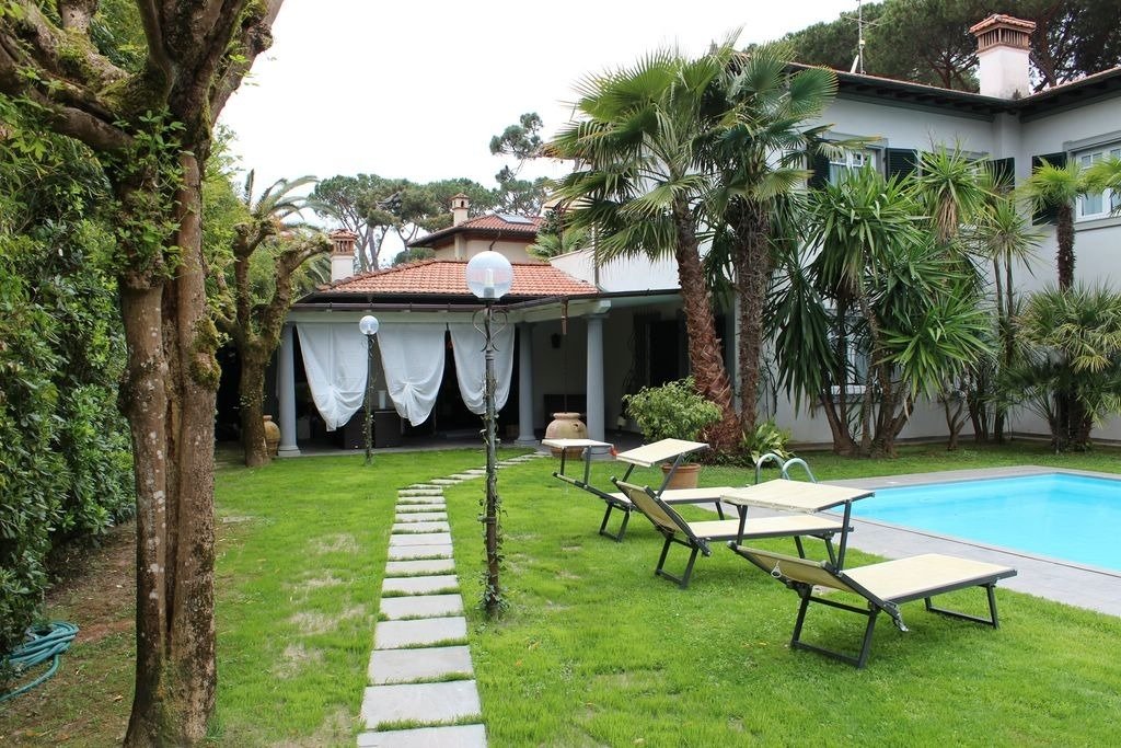 Villa in Center, Forte dei Marmi, Tuscany 5 - 15743741