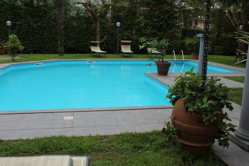 Villa in Center, Forte dei Marmi, Tuscany 2 - 15743741