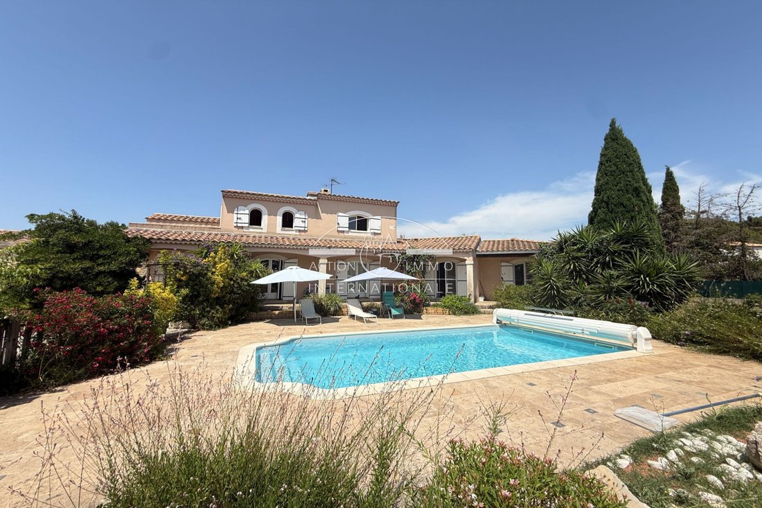 Villa a Arles, Provenza-Alpi-Costa Azzurra, Francia 1 - 15841947