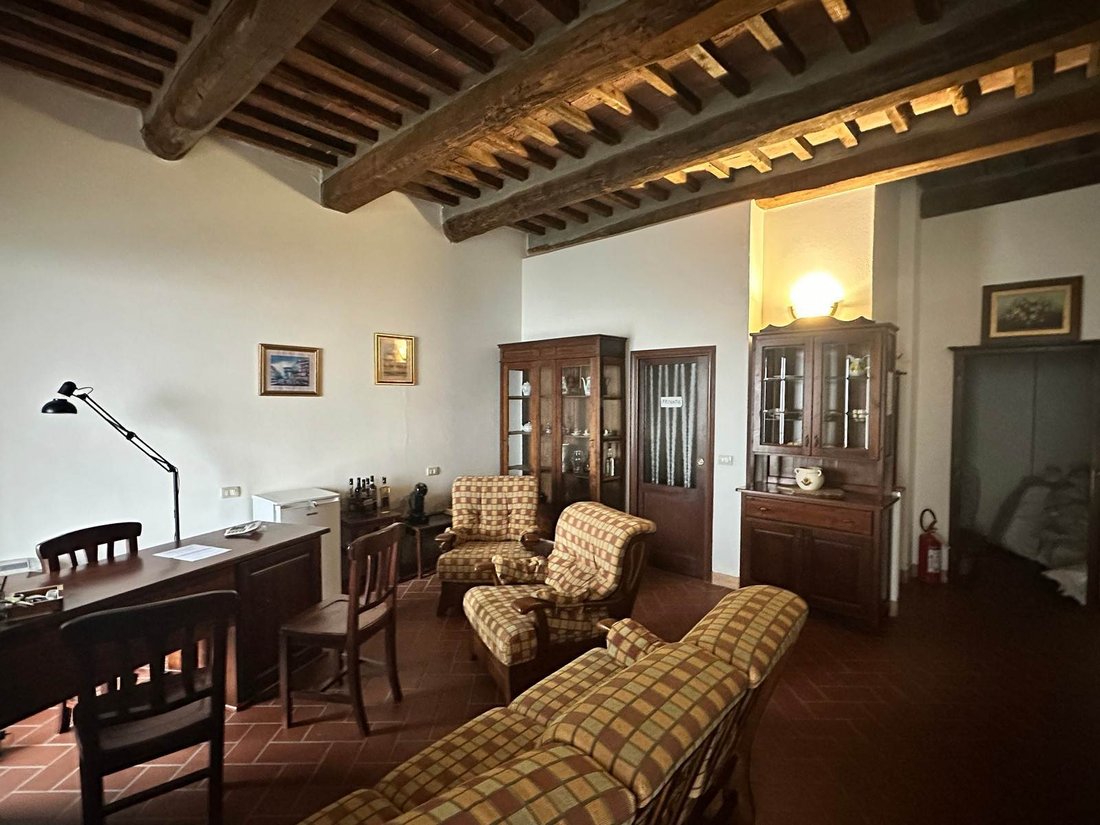 Estate in Roccastrada, Tuscany, Italy 1 - 15842026