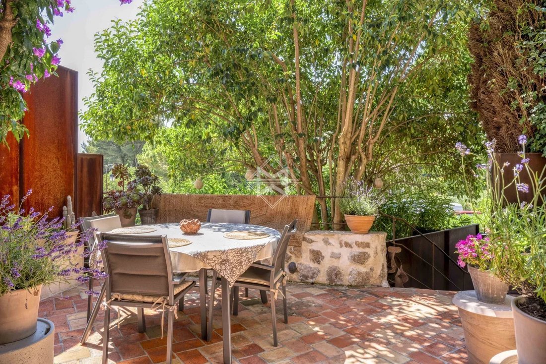 Villa in Mougins, Provence-Alpes-Côte d'Azur, France 2 - 10839531
