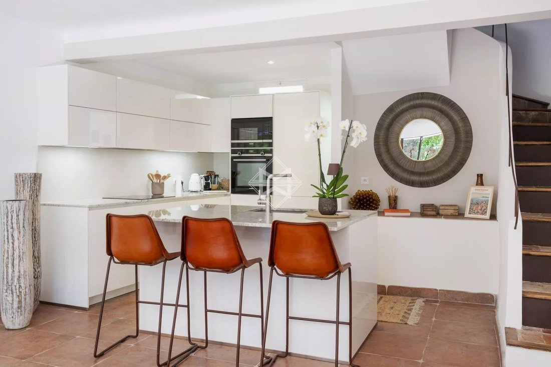 Villa in Mougins, Provence-Alpes-Côte d'Azur, France 5 - 10839531