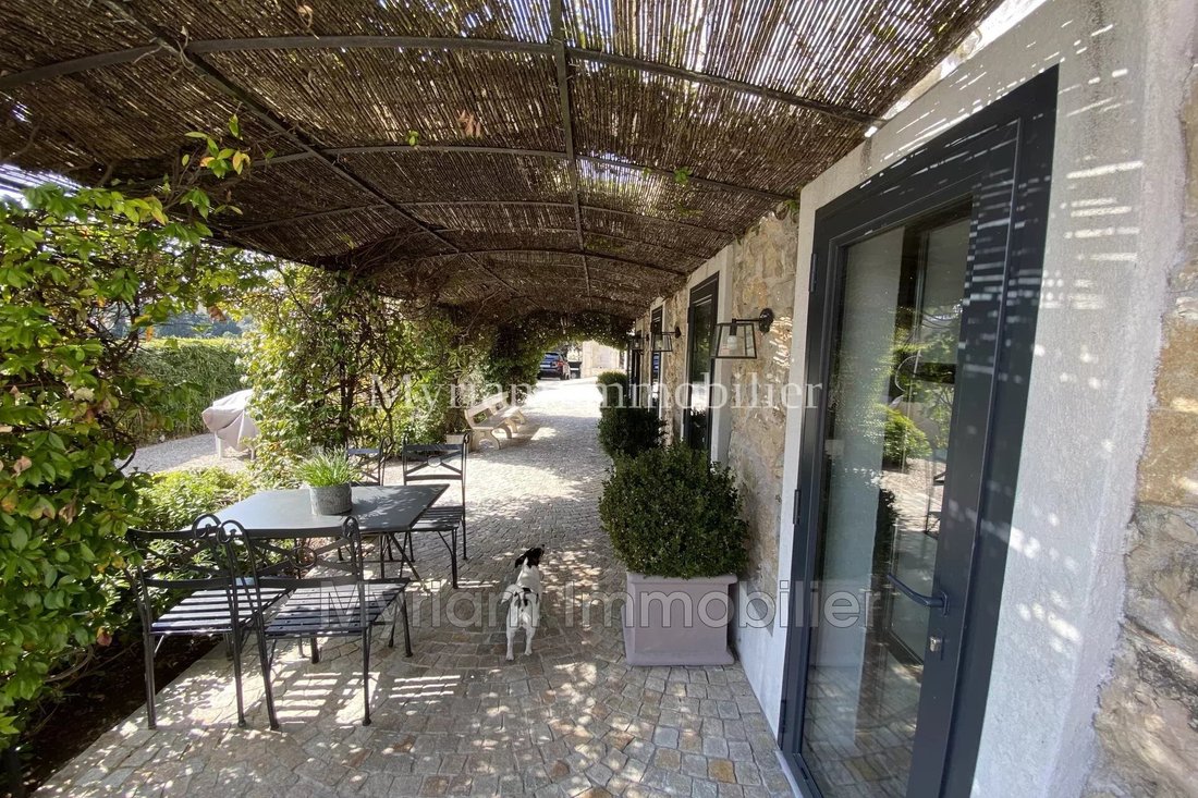 Villa in Grasse, Provence-Alpes-Côte d'Azur, Frankreich 3 - 15841943
