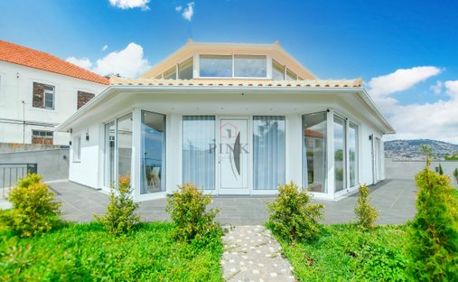 Villa in Sao Pedro, Madeira, Portugal 1