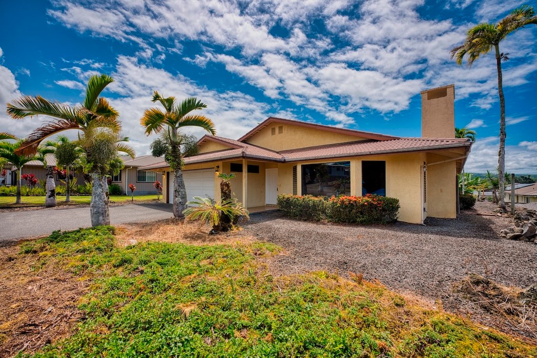 House in Hilo, Hawaii, United States 1 - 15842758