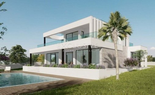 Villa in Lagoa e Carvoeiro, Algarve, Portugal 1