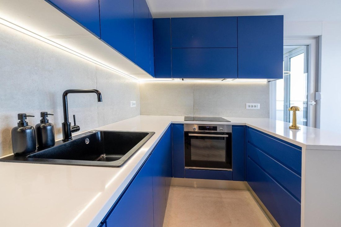 Apartment in Znjan, Split, Split-Dalmatia County 3 - 15841824