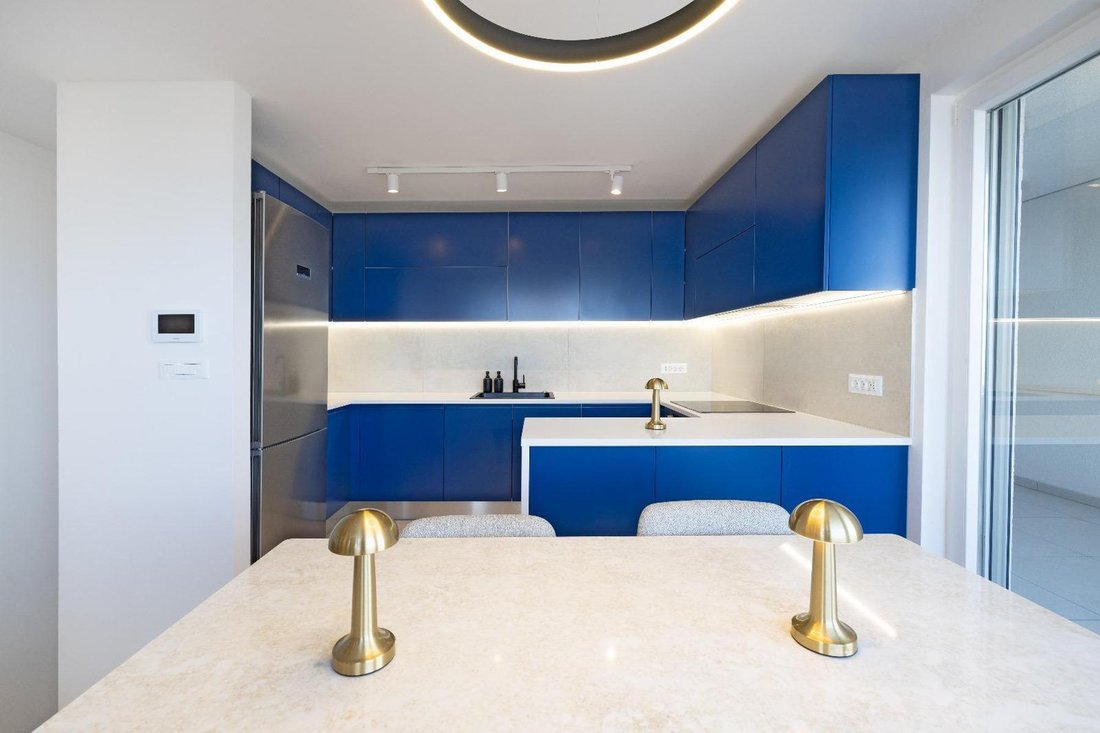 Apartment in Znjan, Split, Split-Dalmatia County 2 - 15841824