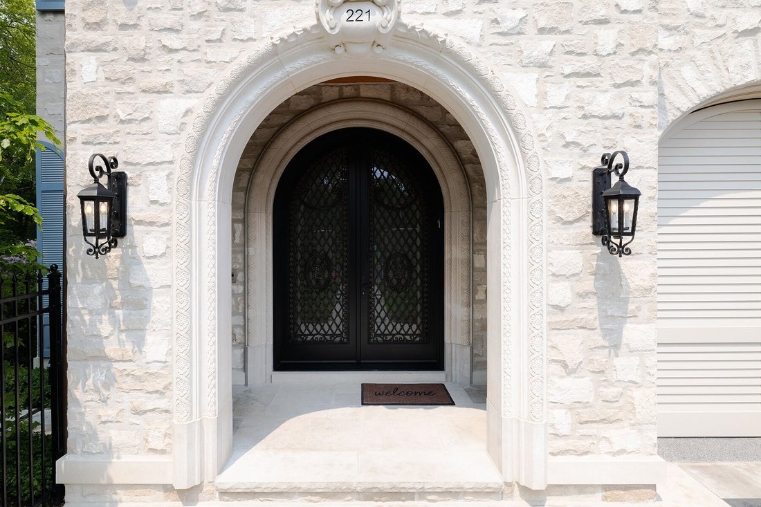 House in Toronto, Ontario, Canada 4 - 15841680