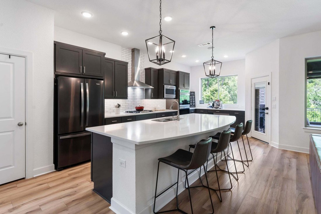 House in Conroe, Texas, United States 3 - 15842794
