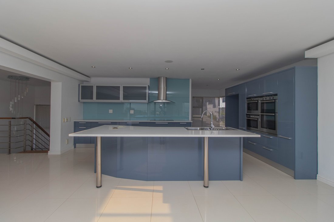 House in Western Cape, South Africa 5 - 15840544