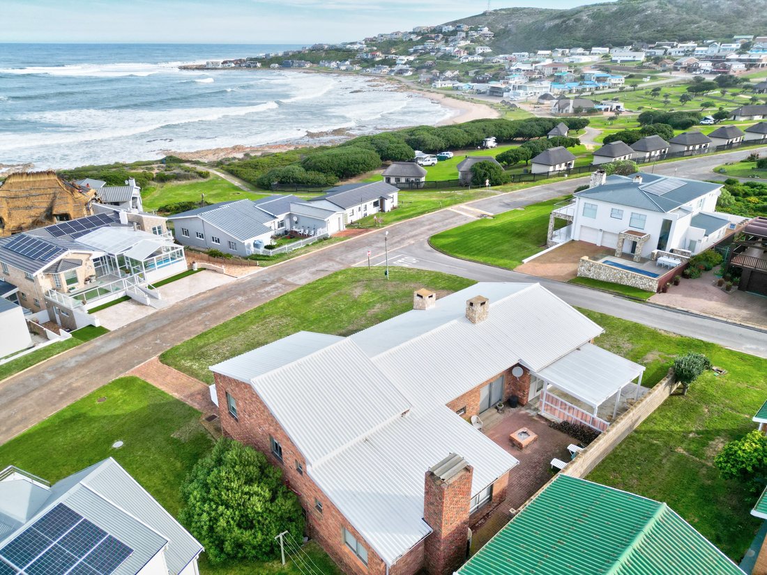 House in Still Bay West, Western Cape, South Africa 1 - 15840574