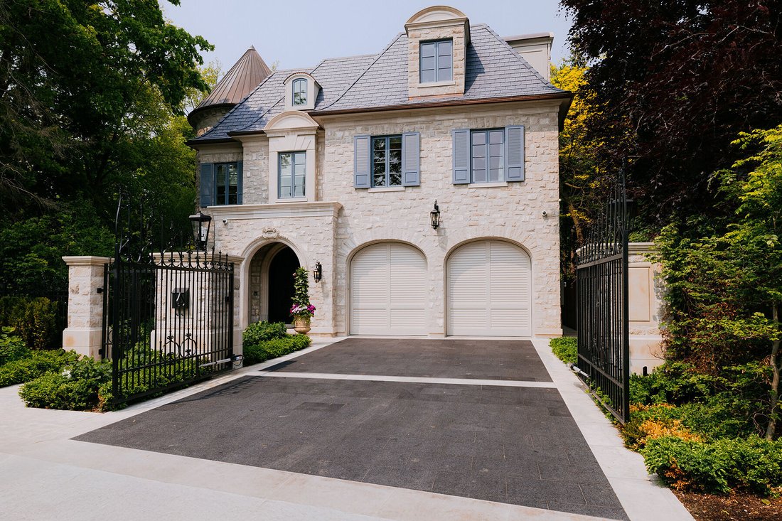 House in Toronto, Ontario, Canada 3 - 15841680