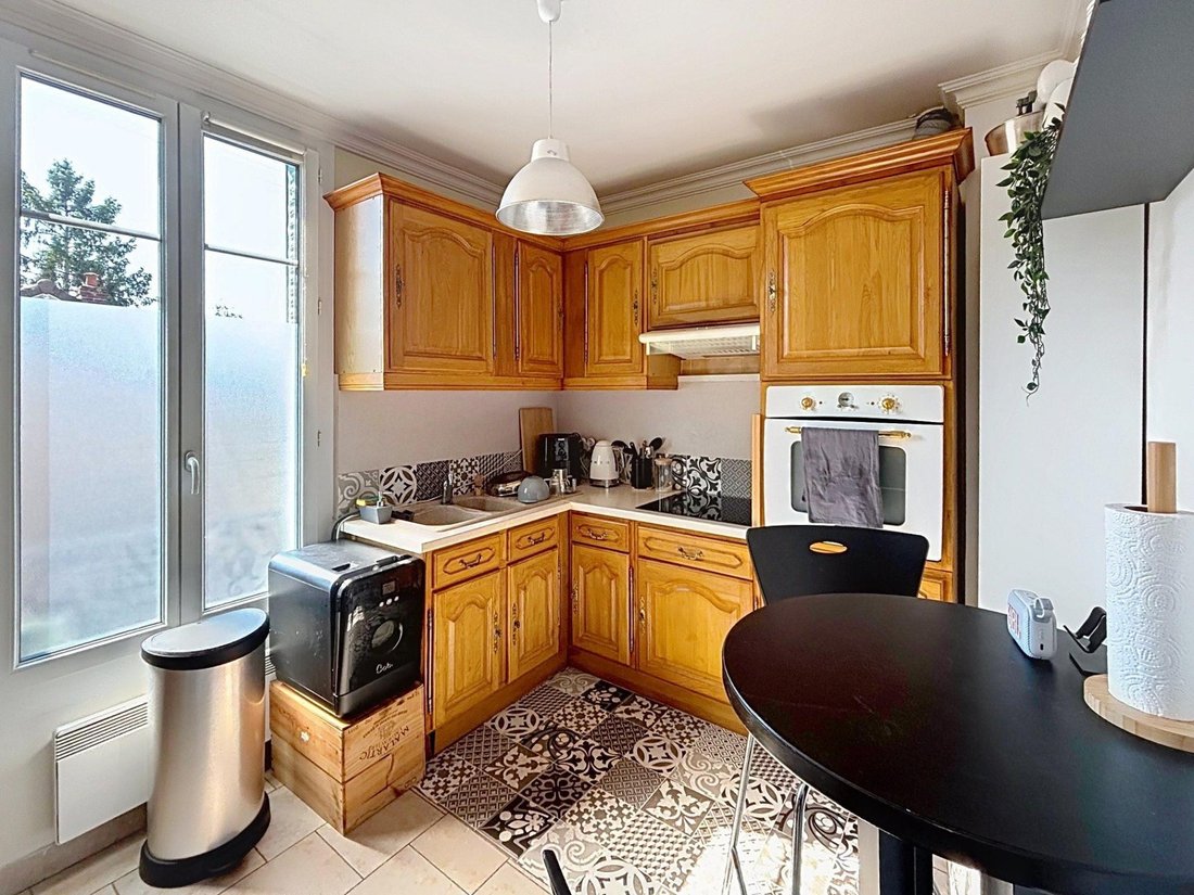 House in Poissy, Ile-de-France, France 4 - 15841226