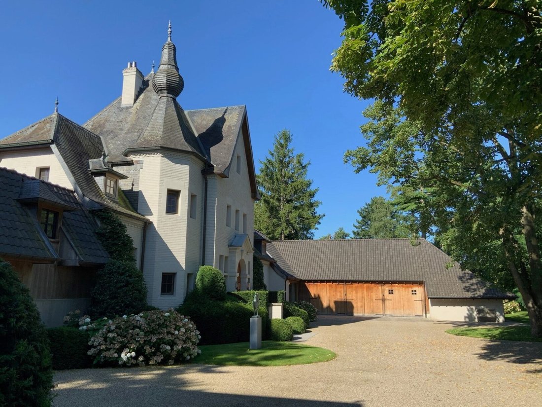 Villa in Maaseik, Flanders, Belgium 2 - 15315742