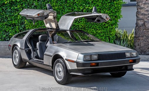 DeLorean DMC-12 in Los angeles, ca 1