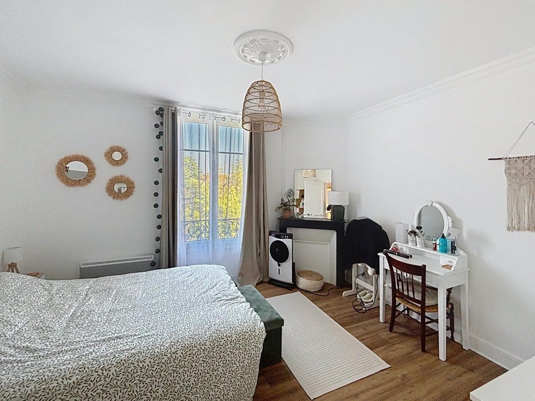 House in Poissy, Ile-de-France, France 3 - 15841226