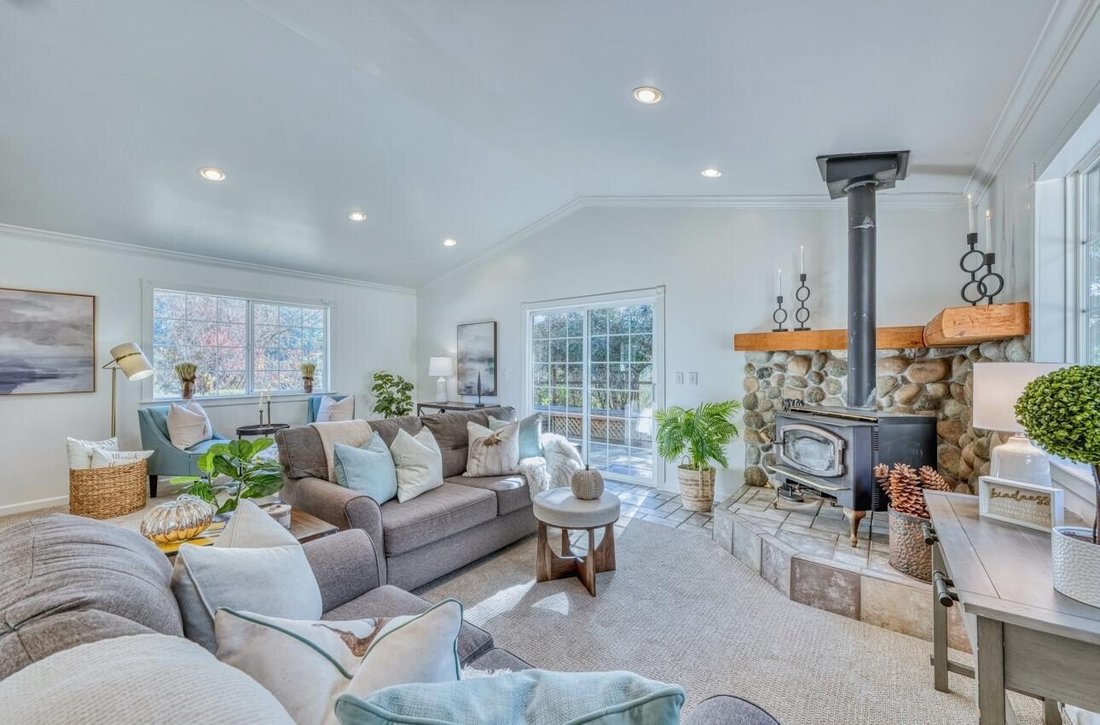 House in Salinas, California, United States 1 - 15841488