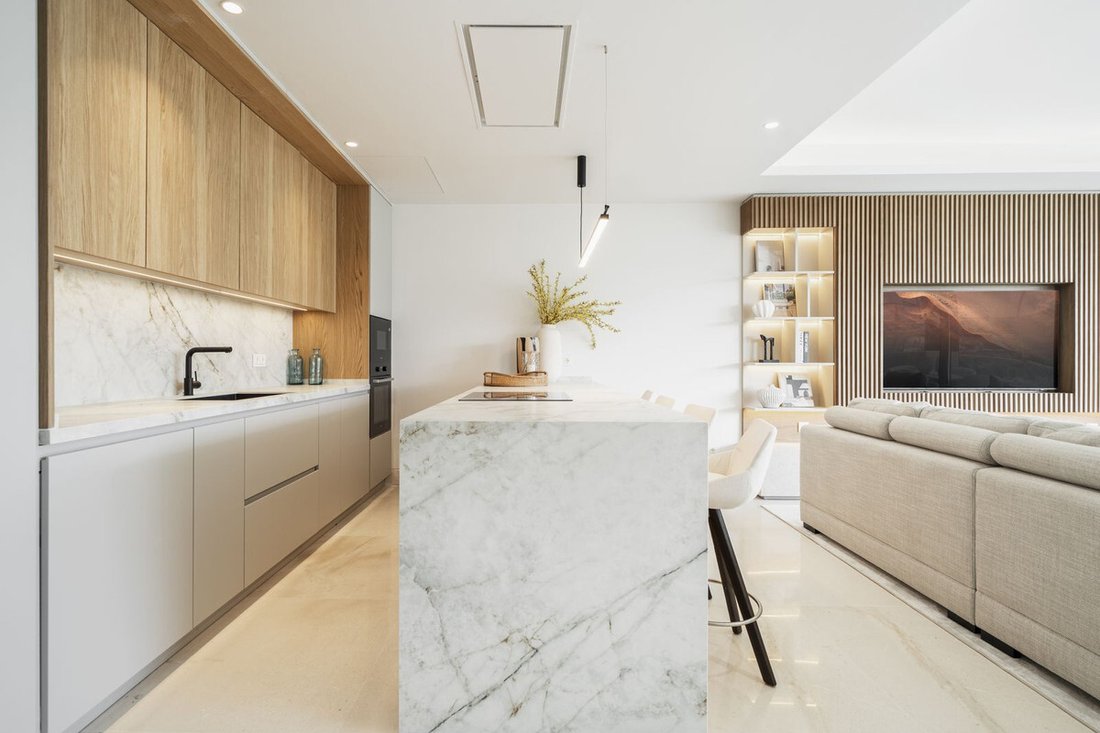Apartment in Puerto Banus, Marbella, Spain 4 - 15839188