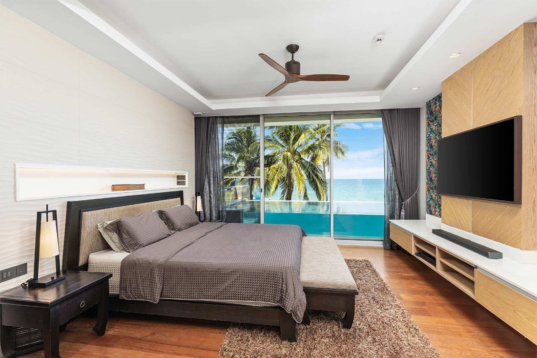 Apartment in Choeng Thale, Phuket, Thailand 3 - 15842894