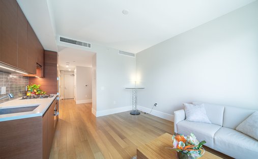 Condo in Honolulu, Hawaii, United States 1