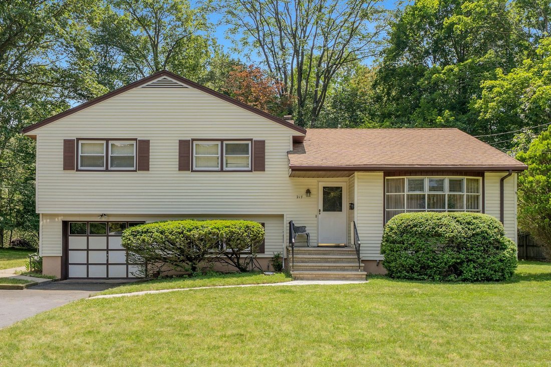 House in Park Ridge, New Jersey, United States 1 - 15842932