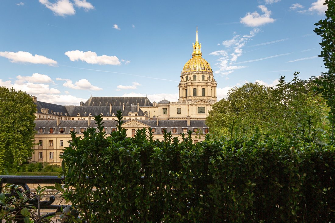 Apartment in Paris, Île-de-France, France 1 - 15842928