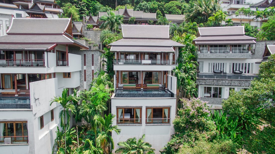 Villa in Choeng Thale, Phuket, Thailand 1 - 15843424
